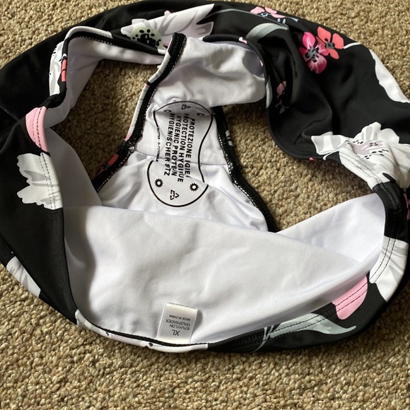 NWOT Womens XL High Rise Cheeky Swimsuit Bottom, Black Floral Pattern - Picture 3 of 3